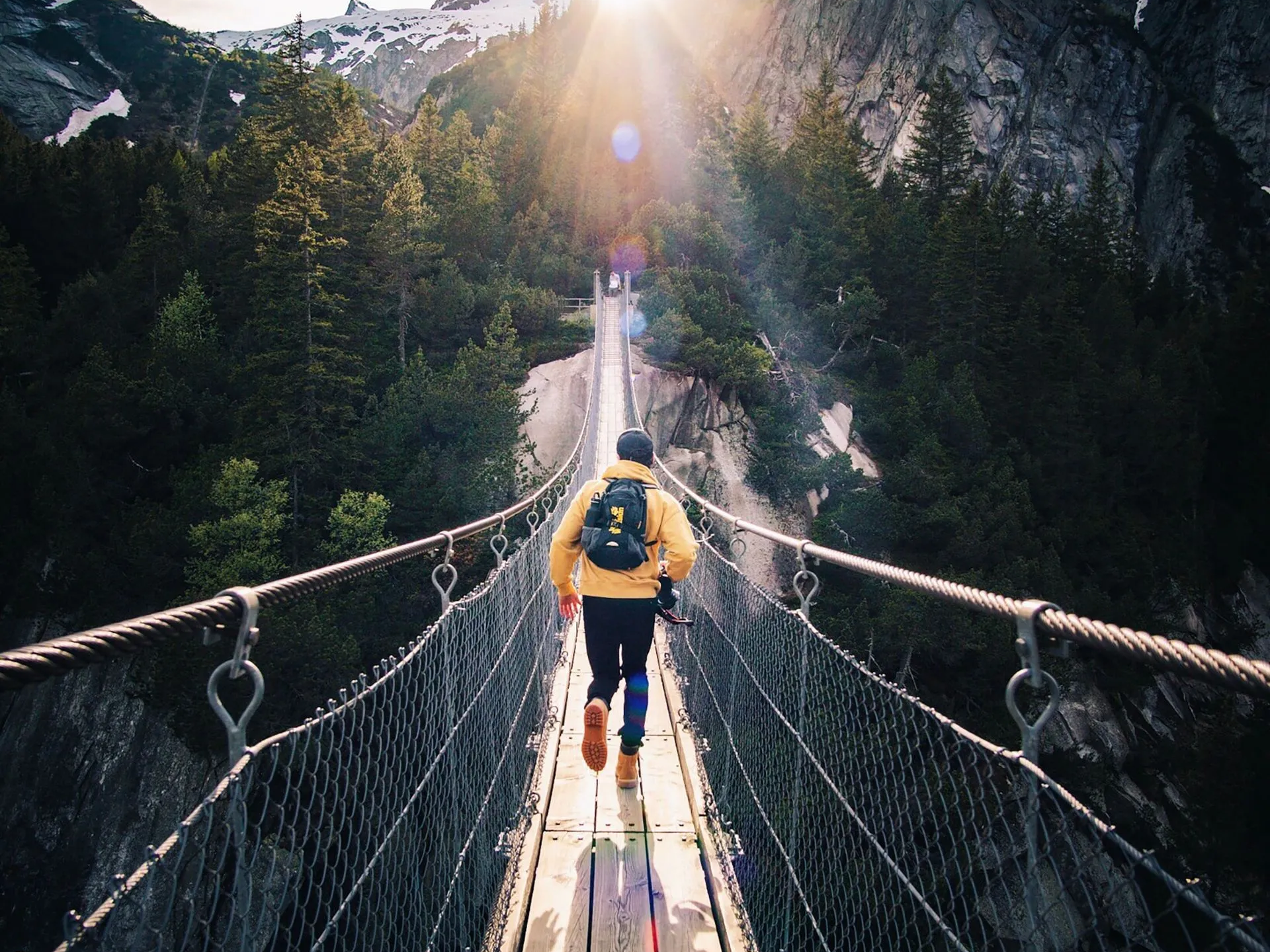 fabio-comparelli-uq2E2V4LhCY-unsplash-1920w-1